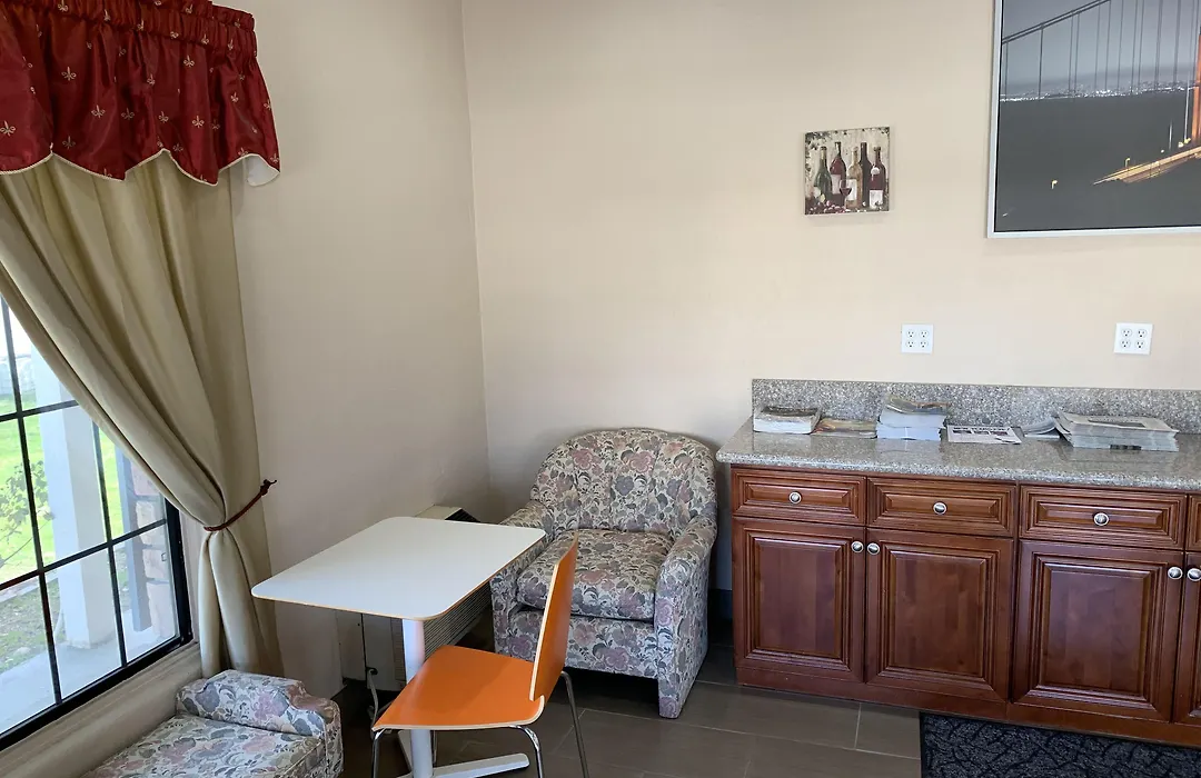 Bestway Inn-1