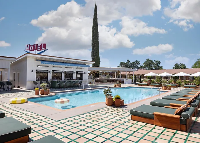 River Lodge Paso - 21 & Over Pool Paso Robles