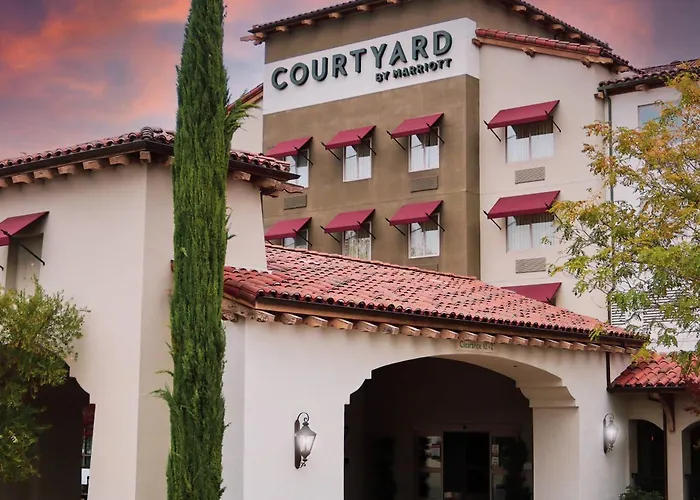 Courtyard By Marriott Paso Robles Hotel