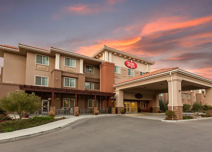The Oaks Hotel & Suites Paso Robles