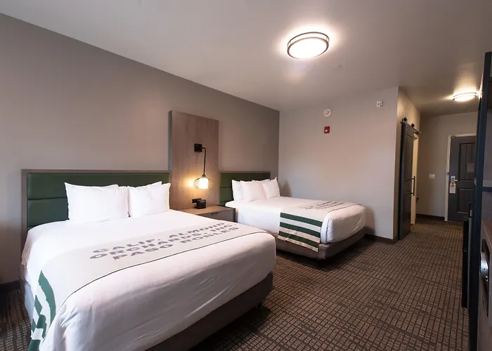 Paso Robles HotelsOxford Suites